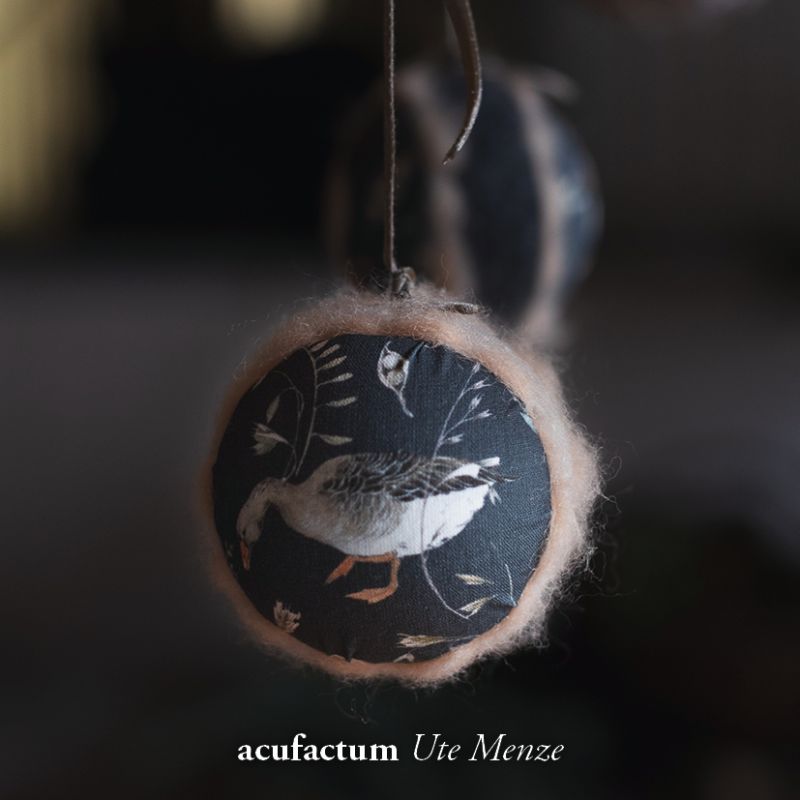 56113_4 Tela Gansos silvestres Acufactum